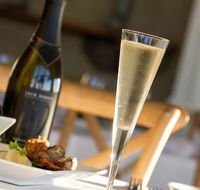 Jack Rabbit Vineyard - Schoolies Week Accommodation