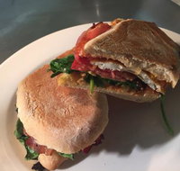 Sandstone Cafe - Schoolies Week Accommodation