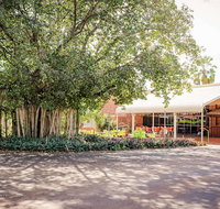 Contour Hotel - Schoolies Week Accommodation