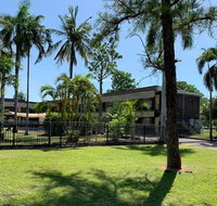 Pine Tree Motel - Schoolies Week Accommodation