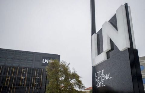 Little National Hotel - Schoolies Week Accommodation 1