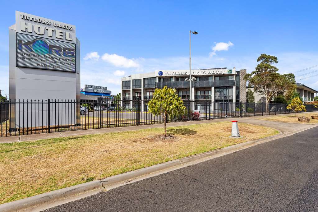 Schoolies Week Accommodation