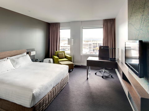 Pullman Adelaide - Schoolies Week Accommodation 7