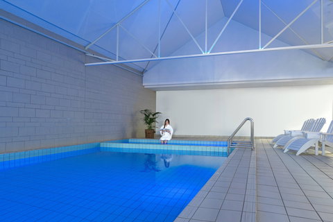 Melbourne Marriott Hotel - Schoolies Week Accommodation 14