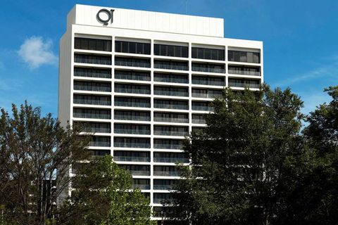 QT Canberra - Schoolies Week Accommodation 0