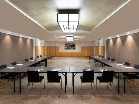 Swissotel Sydney - Schoolies Week Accommodation 12