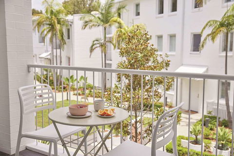 Adina Apartment Hotel Chippendale - Schoolies Week Accommodation 11