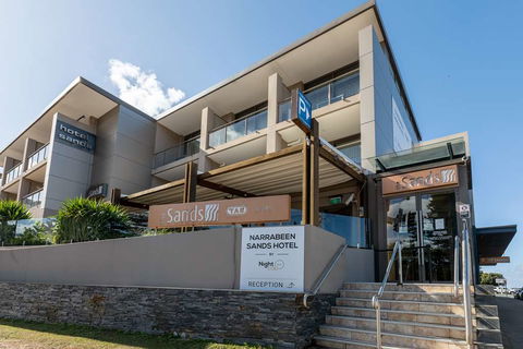 Narrabeen Sands Hotel by Nightcap Plus - Schoolies Week Accommodation 0