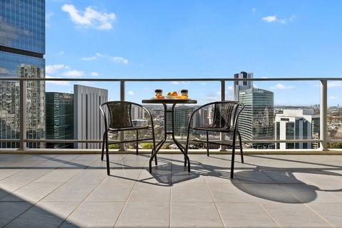 Astra Apartments Parramatta - Schoolies Week Accommodation 0