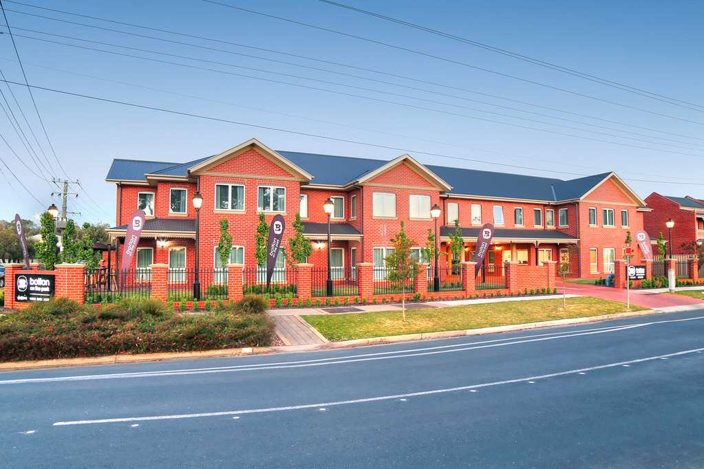 Wagga Wagga NSW Schoolies Week Accommodation