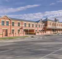 Lake Inn Ballarat - Schoolies Week Accommodation