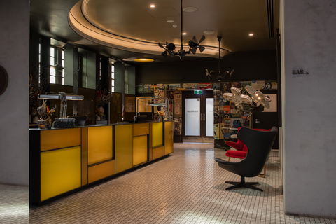 The Old Clare Hotel - Schoolies Week Accommodation 2