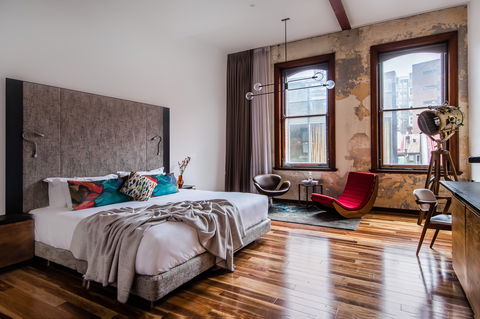 The Old Clare Hotel - Schoolies Week Accommodation 7