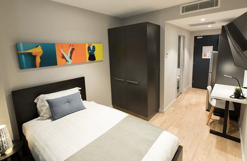 Studio 8 Residences (Adults Only) - Schoolies Week Accommodation 3