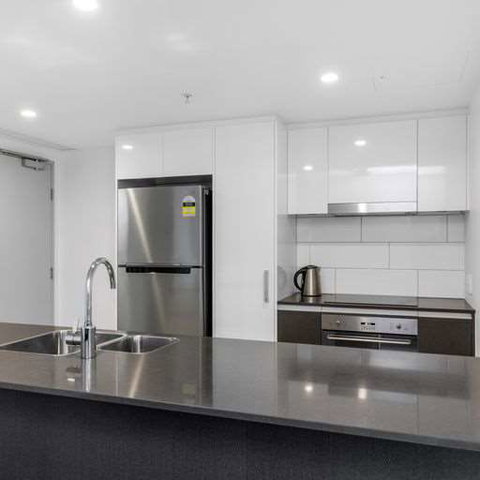 H on Mitchell Apartment Hotel - Schoolies Week Accommodation 11
