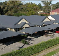 Francis Phillip Motor Inn  The Lodge - Schoolies Week Accommodation