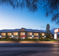 Bellevue on the Lakes - Schoolies Week Accommodation
