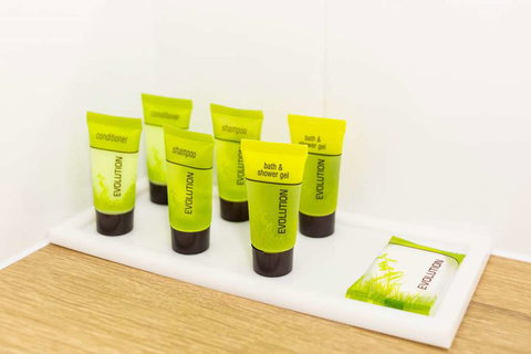 NIghtcap at Balaclava Hotel - Schoolies Week Accommodation 1