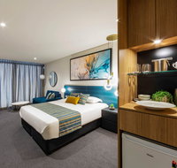 Mercure Canberra Belconnen - Schoolies Week Accommodation