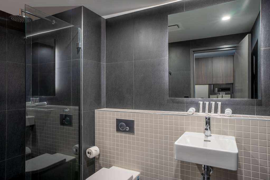 Amaroo ACT Schoolies Week Accommodation