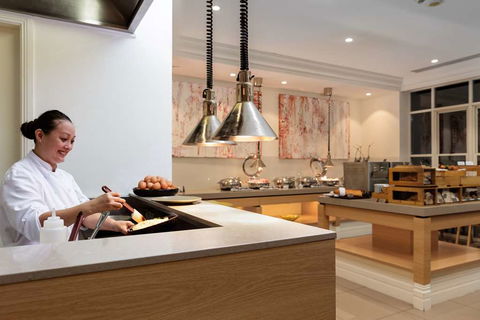 Rydges Newcastle - Schoolies Week Accommodation 10