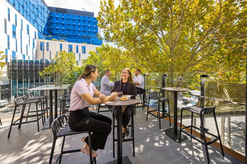 TRYP by Wyndham Pulteney Street - Schoolies Week Accommodation 1