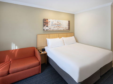Mercure Sydney Blacktown - Schoolies Week Accommodation 4