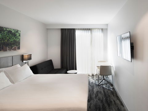 Mercure Sydney Blacktown - Schoolies Week Accommodation 7