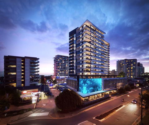 Alcyone Hotel Residences - Schoolies Week Accommodation 0
