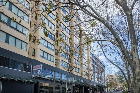 Rydges Sydney Central - Schoolies Week Accommodation 0
