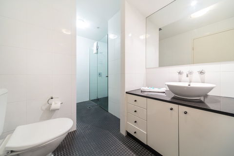 Astra Apartments Sydney CBD - Schoolies Week Accommodation 1