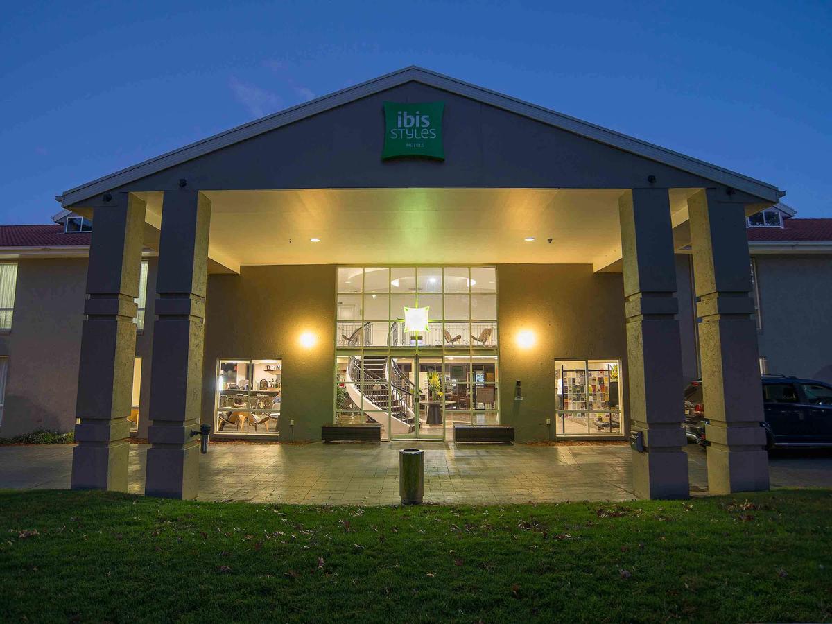Narrabundah ACT Schoolies Week Accommodation