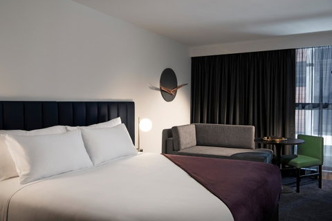 Midnight Hotel, Autograph Collection - Schoolies Week Accommodation 12