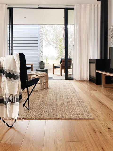 Bangalay Luxury Villas - Schoolies Week Accommodation 3