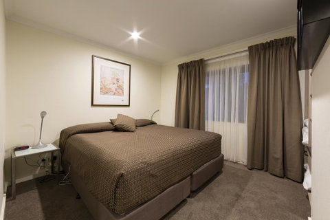 Forrest Hotel & Apartments - Schoolies Week Accommodation 20