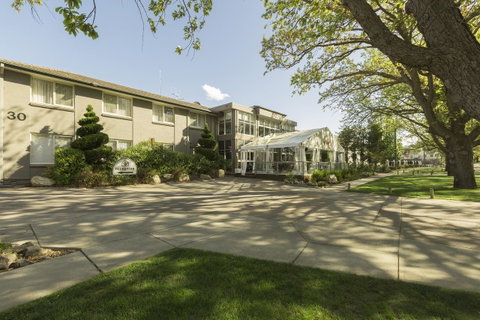 Forrest Hotel & Apartments - Schoolies Week Accommodation 27