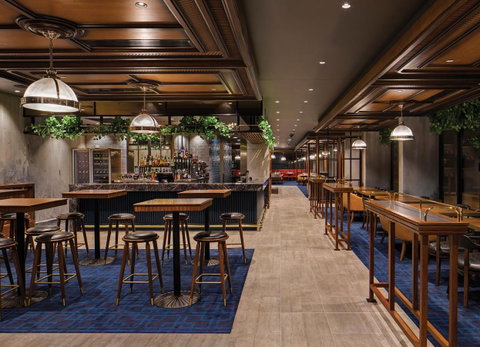 Avenue Hotel Canberra - Schoolies Week Accommodation 15