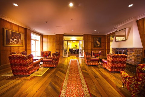 Mercure Canberra - Schoolies Week Accommodation 32