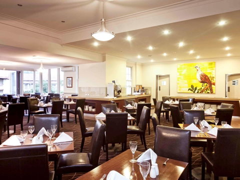 Mercure Canberra - Schoolies Week Accommodation 40