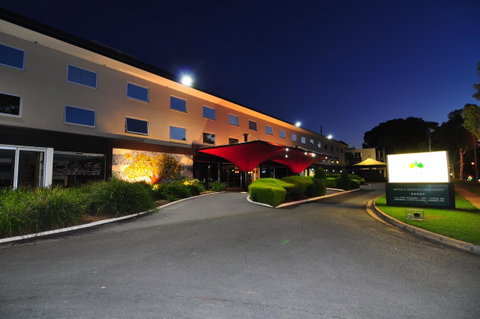 Pavilion On Northbourne - Schoolies Week Accommodation 29