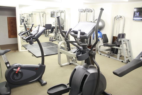 Pavilion On Northbourne - Schoolies Week Accommodation 9