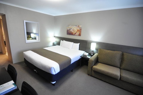 Pavilion On Northbourne - Schoolies Week Accommodation 19