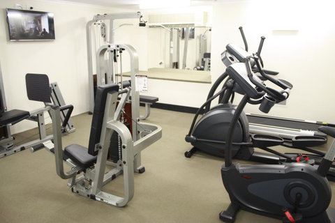 Pavilion On Northbourne - Schoolies Week Accommodation 11