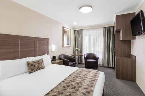 Garden City Hotel, Best Western Signature Collection - Schoolies Week Accommodation 29
