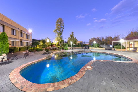 Garden City Hotel, Best Western Signature Collection - Schoolies Week Accommodation 13