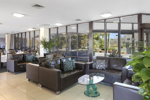 Garden City Hotel, Best Western Signature Collection - Schoolies Week Accommodation 8