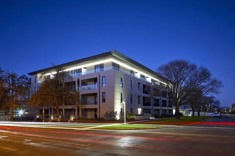 Knightsbridge Canberra - Schoolies Week Accommodation 0