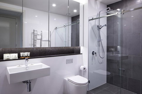 Knightsbridge Canberra - Schoolies Week Accommodation 10