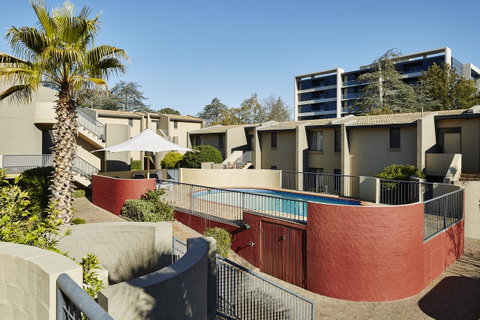 Manuka Park Serviced Apartments - Schoolies Week Accommodation 21