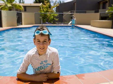 Manuka Park Serviced Apartments - Schoolies Week Accommodation 8